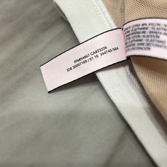 Victoria’s Secret Lace Bralette - Picture 7 of 8